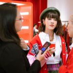 Quỳnh Lương Instagram - Khai trương store Kenzo Tràng Tiền, là 1 trong 5 store lớn của Kenzo. Với không gian bài trí vô cùng đẹp mắt truyền tải tinh thần, câu chuyện của bst 🥰🥰 Cám ơn Kenzo cùng lời mời thân thương lần này ạ ❤️ #kenzo #tamsonfashion Make up: Phương Kòi Hair: Hùng Phạm Photo : Đào Bá Đỗ Hải