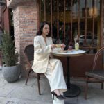 Quỳnh Lương Instagram - Em không tin tình yêu từ cái nhìn đầu tiên đâu, nên chắc chắn em phải gặp anh nhiều lần nữa 🥰🥰 @melanie.officialvn
