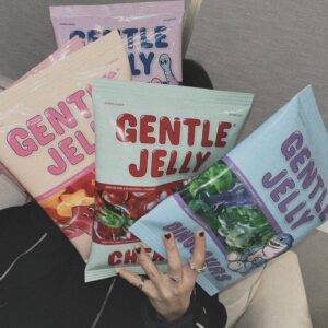 Queen Wei Instagram - Gentle Jelly！ 🍎🍊🍋🍇🍓🍒🦕 我是墨鏡富翁！🕶️ ／ @gentlemonster #GENTLEMONSTER #GENTLEJELLY #GENTLEMONSTER2024