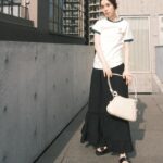 RUKO Instagram - @epoi_official にあわせてコーディネートを組んでみました💛 柔らかなレザー 大容量で軽い デザインはもちろん可愛いのに高機能🩷 👕　@adidasoriginals 👡　@laroute_official #Epoi #GRWMwithEpoi #Epoiとおでかけ #GRWM #ootd#るうこ私服