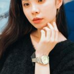 RUKO Instagram - @timevallee @timevallee_azabudai スイスのラグジュアリーウォッチ＆ジュエリーブランドが揃うデスティネーションストア 〝 TimeVallée 〟が、4月26日に日本初のブティックを麻布台ヒルズにオープン🩷 TimeVallée Azabudai Hillsは11ものブランドが揃った広い店内 ゆったりとお買い物できそう😫 #timevallee #タイムヴァレー #timevallee_azabudai #PR #baumemercier #chopard #iwc #jaegerlecoultre #ジャガールクルト #zenithwatches
