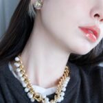 RUKO Instagram - @lohmejewelry ずっと欲しかった ジュエリーブランド ゴールド✖︎パール🦪　永遠に好き