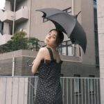 RUKO Instagram - ☂️ @yura_pk ✖︎ @apleberute 👗　@honeymihoney_official ゆらちゃんが2年悩んで作った日傘 🦇 #るうこ私服