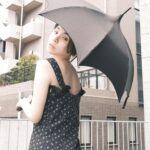 RUKO Instagram - ☂️ @yura_pk ✖︎ @apleberute 👗　@honeymihoney_official ゆらちゃんが2年悩んで作った日傘 🦇 #るうこ私服