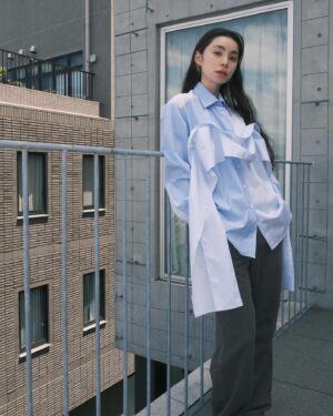 RUKO Instagram - @shohei_collection

シャツをゲト
青いシャツが欲しくて一目惚れ

〜6/4宮下パークにてポップアップ開催していますので
是非是非チェックしてみてね👀

#るうこ私服　#pr