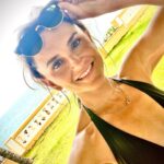 Rachael Leigh Cook Instagram - Xin chào!