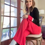 Rachael Leigh Cook Instagram - ❤️Happy Valentines Day to everybody tryin to catch feelings or covid todayyyyy :) Thank you to the team at @edailypop for having me on to co-host this morning, that was fun! (Airing soon at 11:00A PST on E!) ❤️❤️❤️