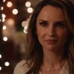 Rachael Leigh Cook Instagram – Excited to share a few more images from Rescuing Christmas premiering tomorrow on @hallmarkmoviesnow !! 
@ahmedmawasofficial why can’t I find one of us?!halp @emosswilson !!😂🎄🤗