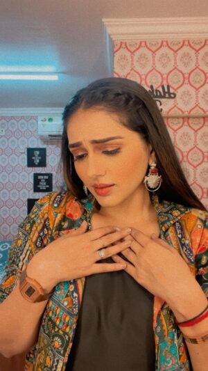 Rachana Mistry Instagram - Par bhook se jayada nahi 😋🍽️
.
.
.
#alizeh♥️
#dabangiimulgiiaayireaayi 
#BLESSED🙏🏻🧿