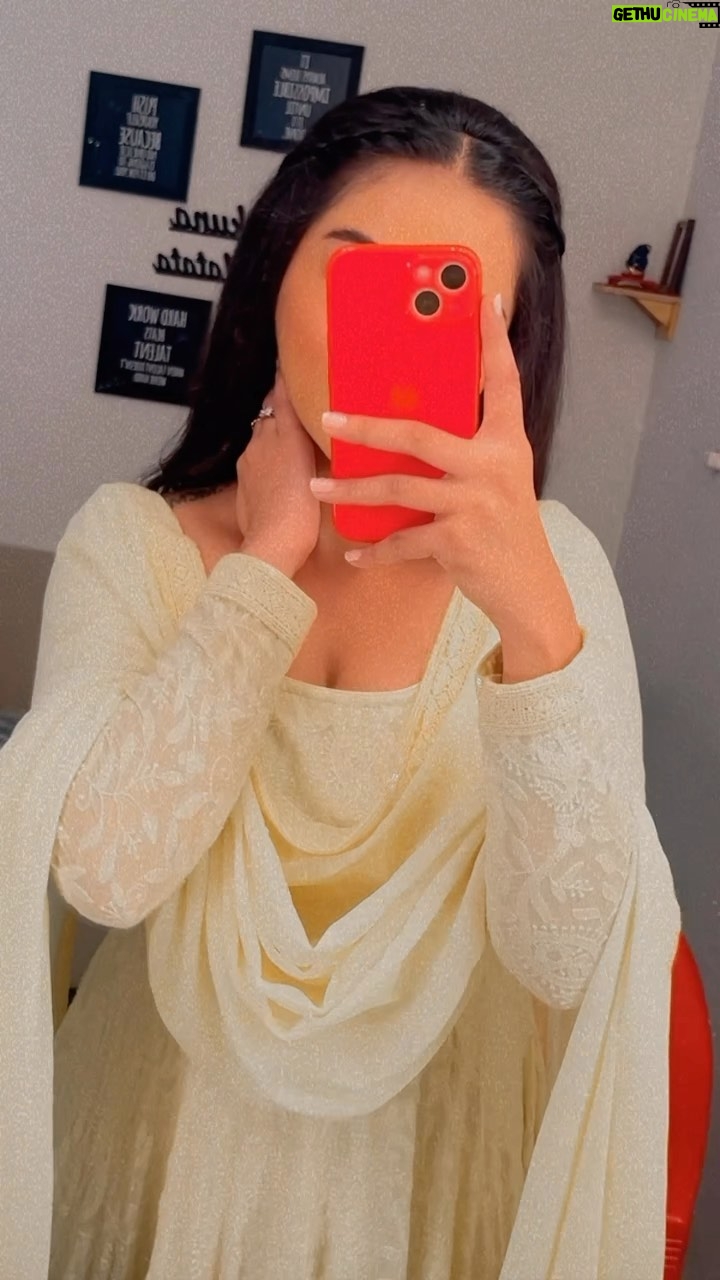 Rachana Mistry - 5.6K Likes - 🪞🖤!
.
.
.
#BLESSED🧿🙏🏻