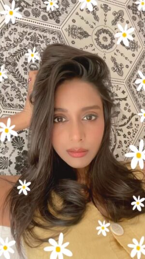 Rachanaa Parulkar Instagram - Candying on a Sunday 🍭 

#sunday#yellow#reel#instagram#summer#summervibes#love#happiness#joy#gratitude