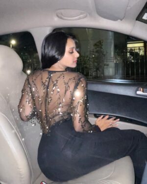 Rachanaa Parulkar Instagram - When in Doubt ; add BLING !! 🪩 

#bling#sunday#weekend#party#fashion#photooftheday#photography#peace#love#abundance#happiness#trending#instagram#gratitude