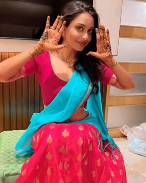 Rachanaa Parulkar Instagram - At times ..
🌸🌈

#portrait#photography#wedding#indian#peace#love#happiness#joy#abundance#gratidão