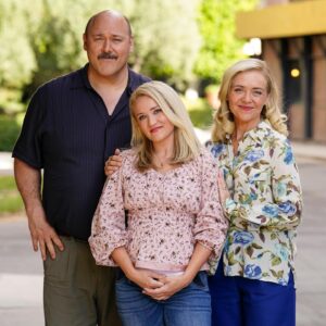 Rachel Bay Jones Instagram - Meet mom and dad, this Thursday night on @youngsheldoncbs 😅 And enjoy this “Happy Family” photo now while you can is all I’m sayin’. 💕 @emilyosment @willsasso