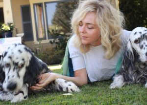 Rachel Bay Jones Instagram - A spontaneous moment of perfection captured by @tonyhernandez ! (Ahem. Cough cough. Swipe for outtakes of our efforts) 😜 So happy to be rolling around on the grass with these guys. Wishing sunshine and joy for you and your family this week ☀️
