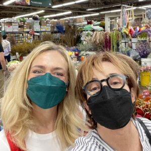 Rachel Bay Jones Instagram - At one of my favorite places in LA (Flower Mart) with one of my favorite people (@rachelbayjones). 💕🌸