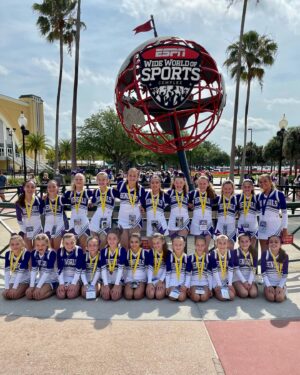 Rachel Reynolds Instagram - So proud of this girl and her teammates performing on a national stage!  They were fantastic!!! 💜🤍 #geauxbengals