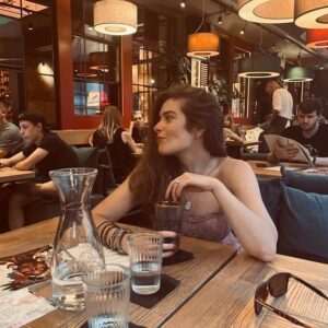 Rachel Shenton Instagram - ❤️ Another miserable evening with @ness.inman 💃🏻🍹❤️