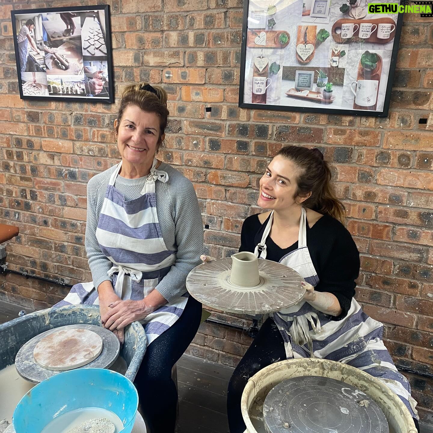 Rachel Shenton - 4.1K Likes - Back to my roots ♥️ Thank you @dimblebyceramics … We had a wheel-y good time 🫖
#notsorry #loveapun #potterymaking #stoke #local #staffordshire #mamma #stokeontrent #meandmummy #meandmumtime