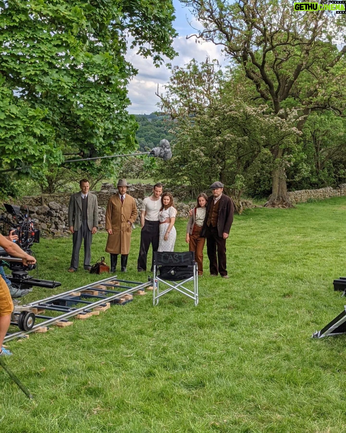 Rachel Shenton - 7.9K Likes - Behind the scenes from season 2 for ewe 😉 #ACGAS #throwback 🎬🐑🌳🌼🚜