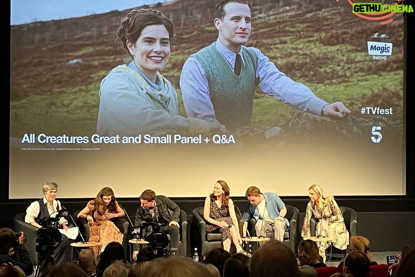 Rachel Shenton - 4.2K Likes - Had a lovely time chatting all things @allcreaturesgreatandsmall @radiotimes television festival @BFI … thanks for having us! #ACGAS #yorkshirebound 🚂 🎥