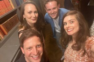 Rachel Shenton Instagram - Had a lovely time chatting all things @allcreaturesgreatandsmall @radiotimes television festival @BFI … thanks for having us! #ACGAS #yorkshirebound 🚂 🎥
