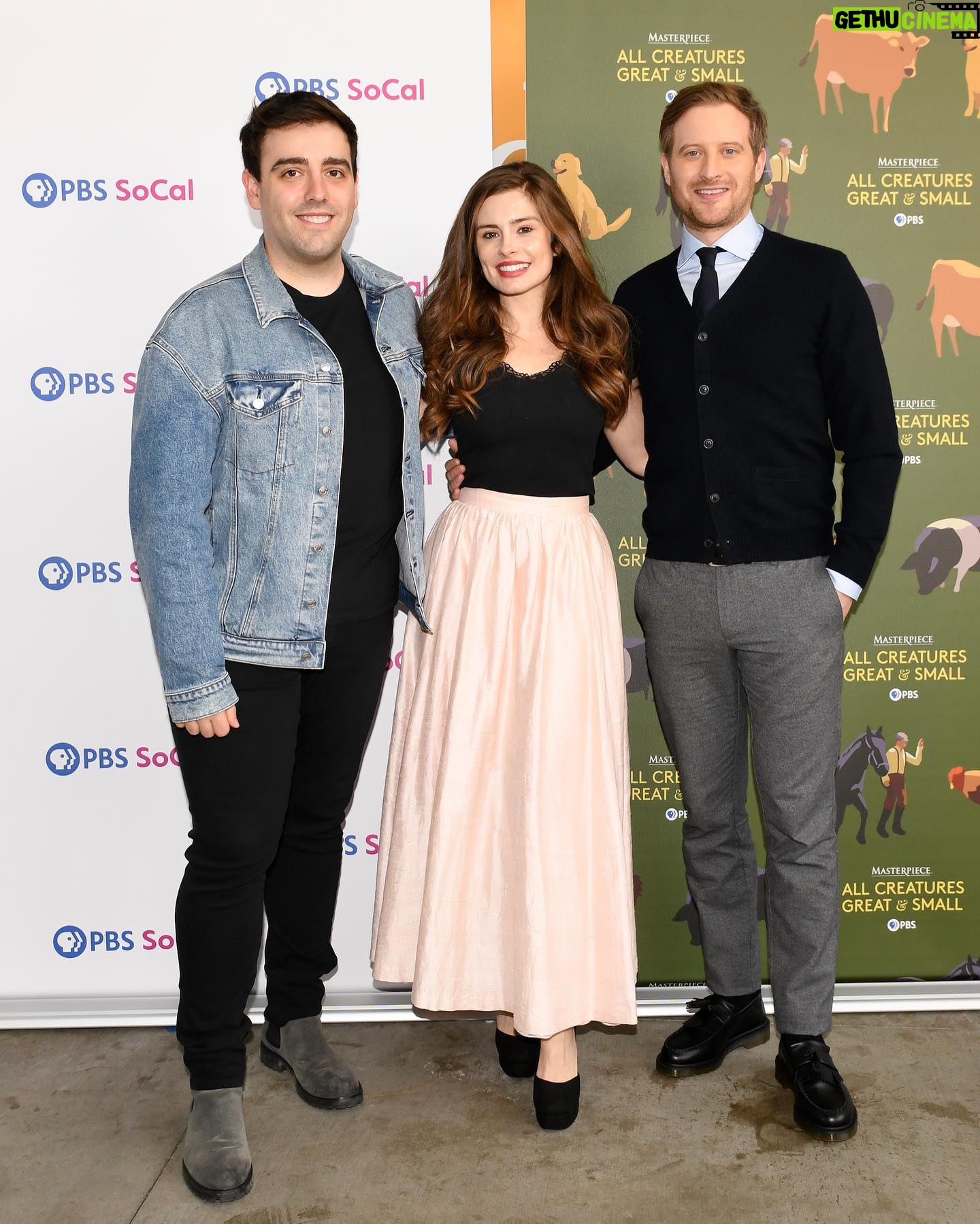 Rachel Shenton - 3.7K Likes - Thanks for having me @pbssocal …. Season 4 is out now, every Sunday on @masterpiecepbs 🇺🇸
.
.
Thank you @juliestoddard for making me look like I’d slept 💁🏻♀️💄 and thank you @catherinesmithvintage for the skirt of dreams 👗
#ACGAS #season4
