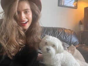 Rachel Shenton Instagram - Love is a four legged word ❤️🐶

#rosie #dogsofinstagram