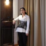 Rachel Amanda Instagram - For “Mata Najwa” talkshow at Pontianak, last Saturday 🖤 Styled by @andrepanaga Crop blazer by @nataliakiantoro Lace Corset & Black pants by @wilsenwillimofficial Accessories by @gelap.ruangjiwa Makeup by @helamakeupartis Hairdo by @poy.hairstylist