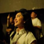 Rachel Amanda Instagram - Jiwa yang terbaik itu hanya aku 🤍 Yap, setelah kemarin nonton Yura di Tutur Batin Concert, gue jadi disadarkan kembali kalau nggak perlu jadi sempurna untuk menuhin ekspektasi semua orang, dan lebih menghargai diri khususnya ketiak yg terkadang suka dilupakan namun perannnya sangat penting dalam kehidupan . You are enough! Thank you for the reminder @dove.indonesia dan @yurayunita 🤍 #KetiakmuBerarti