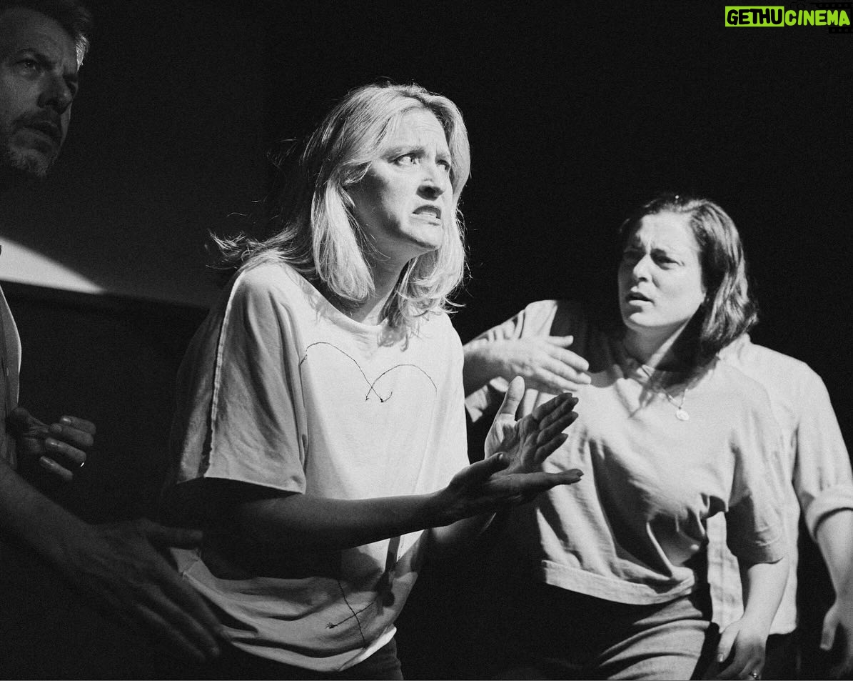 Rachel Bloom Instagram - I need to post more *content* to stay *relevant* so I’m posting some improv show pics to the grid #bold #brave #women @holyshitimprov @perklax