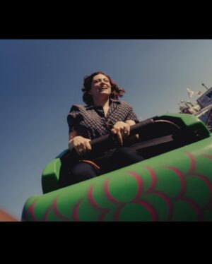 Rachel Bloom Instagram - To me, the opposite of death is roller coasters. Thank you for these amazing pics, @nytimes. Link to full article in bio. #deathletmedomyshow