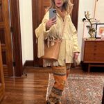 Rachel Bloom Instagram - On @abmck’s birthday, the least we can all do is band together and turn her into the online fashion influencer she was born to be (The last photo is the best one)
