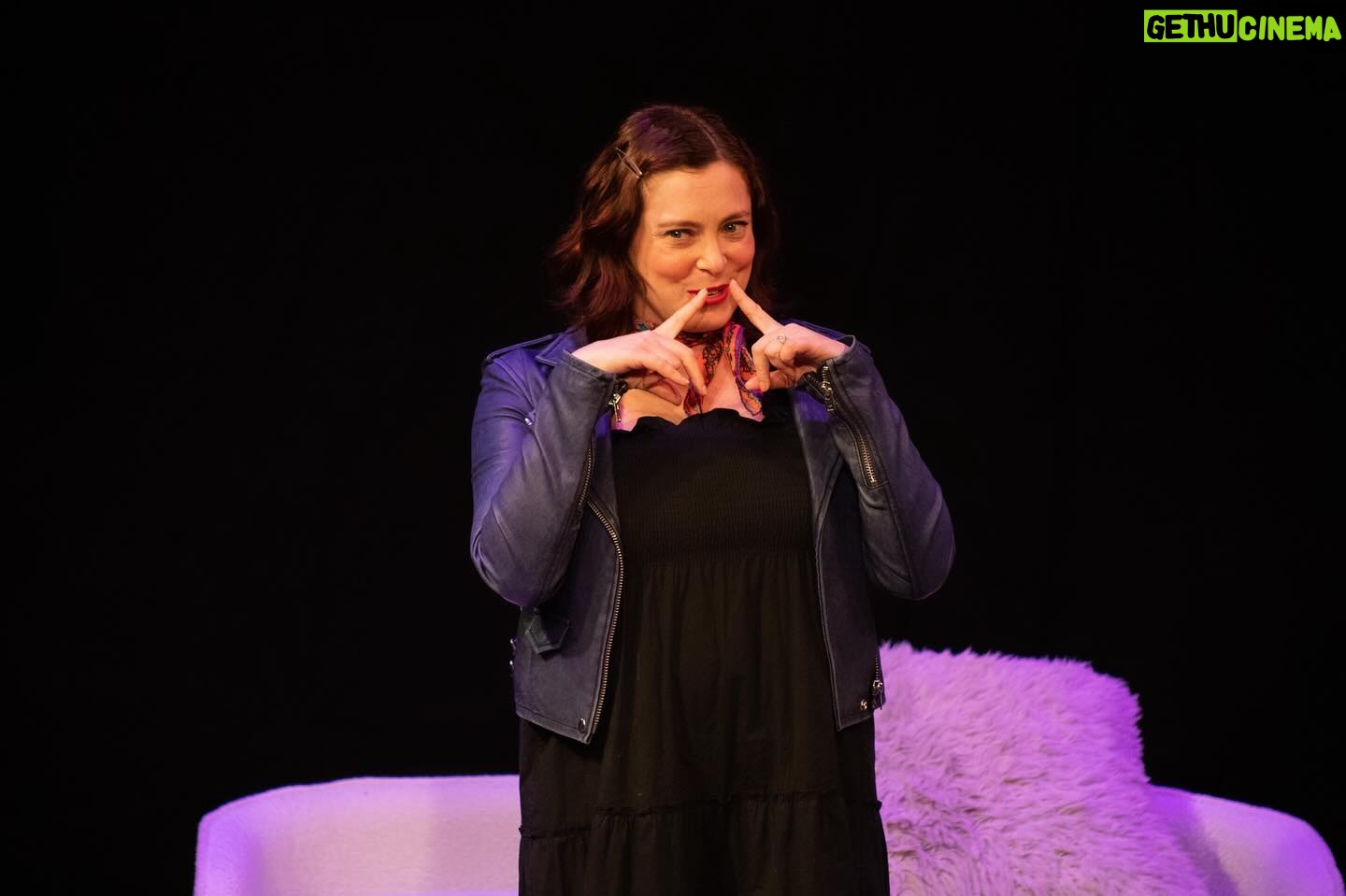 Rachel Bloom Instagram - Doing this felt like high school all over again, only this time my periods are regular! Thanks for having me, @24hourplays