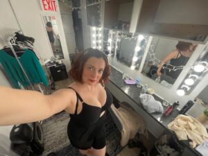 Rachel Bloom Instagram - #TBT to backstage of #Deathletmedomyshow when I tried the new gen Z selfie trick and I guess since I’m not a size 0 this post counts as #bodypositivity or something
