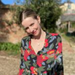 Rachel Hurd-Wood Instagram – Hey! How’s it going? 🧚‍♀️

Being a total over-thinker, sometimes I deliberate on what to post on here. There’s the updates on life kinda thing, the more informative thing- 

may I ask what you’d like to see me post about? It’s for your eyes, after all. If it’s just Peter Pan throwbacks I’ll admit I don’t have a huge back catalogue 😅

It’s autumn af, isn’t it, and I’m wearing a @zara dress from a few years ago.

#autumnaf #squintyaf