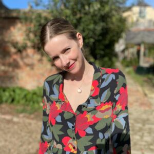 Rachel Hurd-Wood Instagram - Hey! How’s it going? 🧚‍♀️

Being a total over-thinker, sometimes I deliberate on what to post on here. There’s the updates on life kinda thing, the more informative thing- 

may I ask what you’d like to see me post about? It’s for your eyes, after all. If it’s just Peter Pan throwbacks I’ll admit I don’t have a huge back catalogue 😅

It’s autumn af, isn’t it, and I’m wearing a @zara dress from a few years ago.

#autumnaf #squintyaf