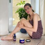 Rachel Hurd-Wood Instagram - After a looooong time of taking a dim view of my body, I finally made peace with it a few years ago. Now, two babies later, I’ve got the opportunity to work through whole new layers of self acceptance! (Yay 🎉😐) Jokes aside, my focus now is on feeling well, mentally and physically. Anything that has the opposite effect has to go. What with your skin being the biggest organ in your body and all, it’s worth taking care of. I’m loving the new Women’s Balance Body Collection* from @nealsyardremedies. I might not be able to make it to a spa on the regular, but the aromatherapy scents are still so relaxing 💗 *products gifted. #nealsyard #selfcare #skincare