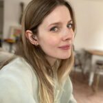 Rachel Hurd-Wood Instagram – Beginning to feel festive now after taking Liam to a Christmas fair today ⭐️ thankfully both kids on the mend now, although I’m starting to feel run down as of today…

I’ve recently found @loopearplugs to be a dream for keeping noise stimulation down in loud environments (like my house)- they help me keep my zen in trying times! 🧘🏼‍♀️

Oh and Loop has a great Christmas offer! Buy 3, Get 4. Or you can use LOOPXRACHEL for 20% on one or two pairs 😌

#loopearplugs