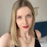 Rachel Hurd-Wood Instagram - Slide A or B depending on the day tbh… Necklace by the glorious @wearelucent 🌟 #itsnearlyfriday #gifted