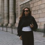 Rachel Legrain-Trapani Instagram - Ce look que vous avez adoré & un nouveau petit pote sur la quatrième photo 🖤 venez me dire en commentaire votre photo préférée #paris