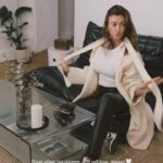 Rachel Legrain-Trapani Instagram - Le positif attire le positif c’est réel! Et vous vous y croyez?✨ #mood #goodvibes #mantra #tgif