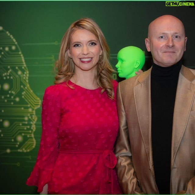 Rachel Riley Instagram - Delighted to continue my association with the team at Optimize as they continue to use cutting edge maths to make the transport sector even more efficient. Looking forward to seeing the team and hosting their summer customer event in London in June! Link in story. #optimize #algorithm #ai #transportsector #energyefficiency #ad