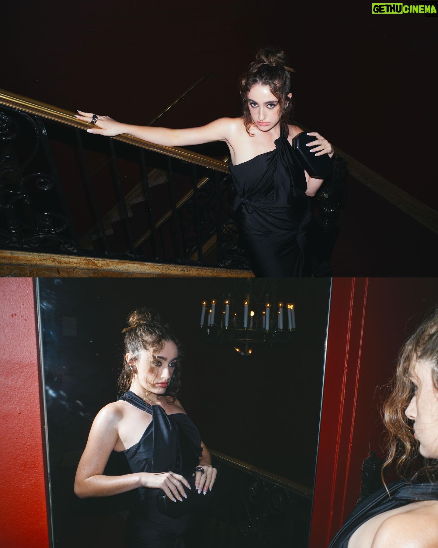 Rachel Sennott Instagram - In @balenciaga for the @keringfoundation dinner 🎀🕊️ pics by @morgan.maher convo with @tarigonzalez for @harpersbazaarus