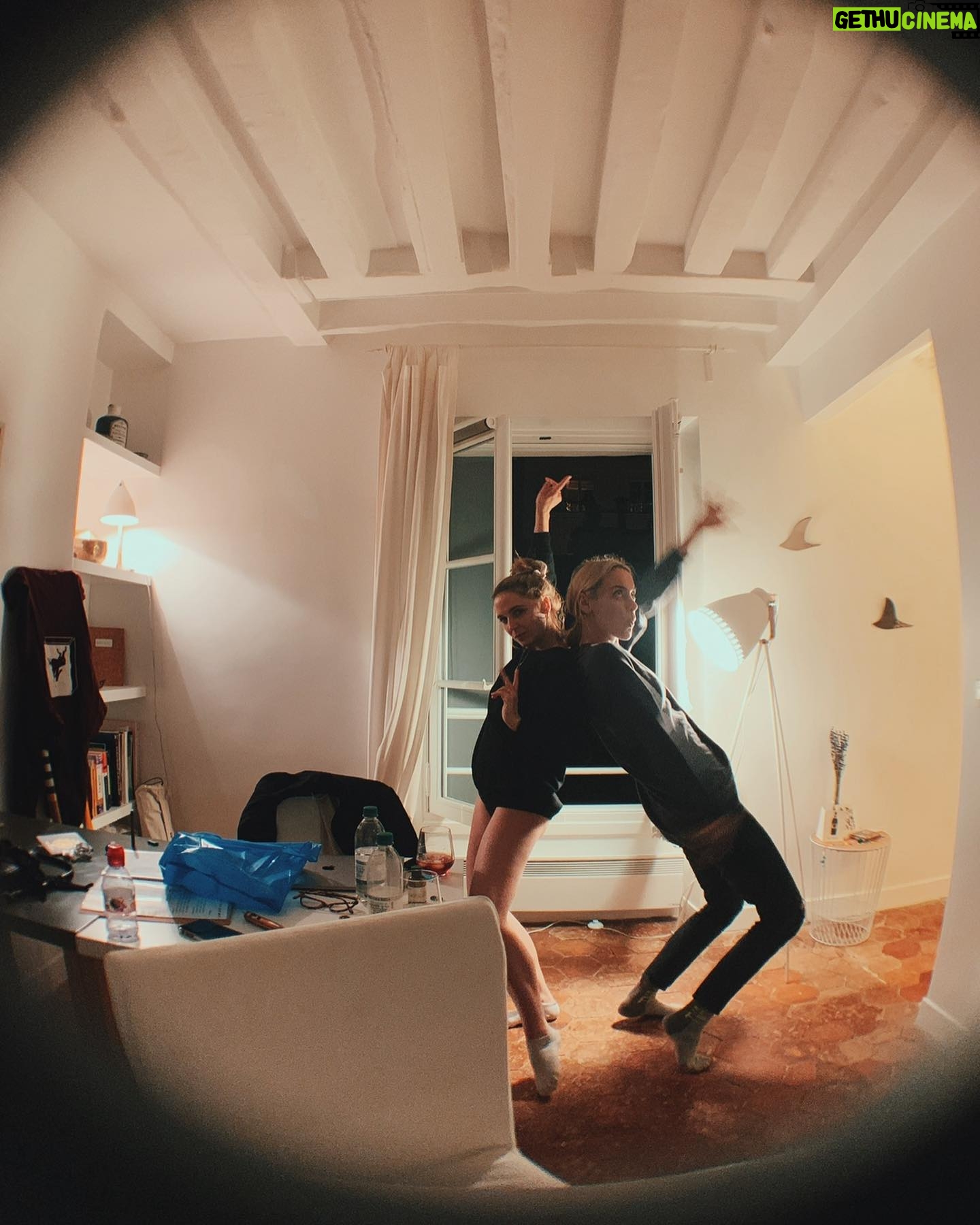 Rachel Skarsten Instagram - Happiest Birthday to my other husband and best bud 4EVA @sweetbabysquirrel ๐งก๐๐ค๐โค๏ธ๐๐ฝ