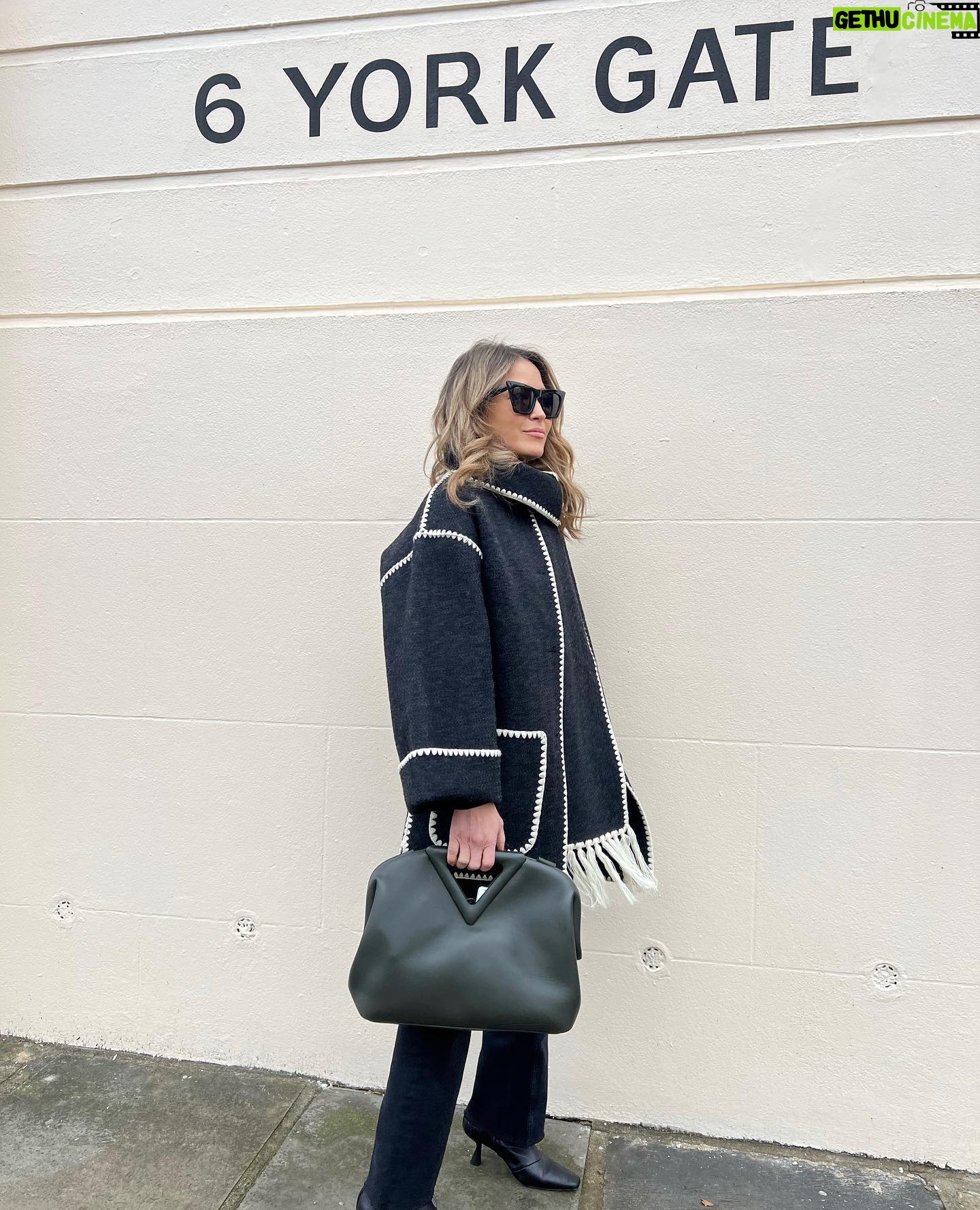 Rachel Stevens Instagram - Does anyone know where York Gate is?x