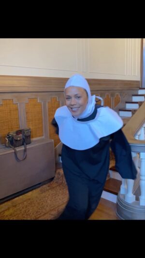 Rachel True Instagram - Hey!!! I loved playing a nun right before lockdown & the cerebral horror tinged film ‘Agnes’ is now out on VOD 💜
🥳
There was something so very comforting about putting on the habit & becoming full Borg,  I mean full of spirit 🥳
💜
The film is a super neat cerebral ride & asks some interesting questions- starring the fabulous kind & luminously talented @mollycaitlynquinn & produced by her & the dashing man about town that is @elangale 🥳 @qwgmire
@magnoliapics & directed by #oklahoma ‘s own Mickey Reese 🎥 

#agnesthemovie #racheltrue #actorslife #actorlife #nunsense