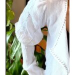 Rachel True Instagram – ๐๐งตSew whatโcha whatโcha want… Iโm making frocks to time travel the galaxy in & you? ๐ cameo by gato Mads the enfant terrible Dauphin apparent ๐#FlamePointSiamese
๐๐๐ FYI My book from @hmhbooks True Heart Intuitive Tarot is still 10 clams off on Amazon right now ๐ฅ๐๐ฅ๐
Do you have any lockdown hobbies going? ๐พโ๏ธIโm #sewing historical adjacent clothing to which a dude said โwasnโt sexyโโ but frankly, a woman who can occupy her own time & has destressing coping mechanisms in place should turn you on ๐ค๐ฅณ๐ค๐คช๐งต
#catsofinstagram #artist #racheltrue #blackapparel #artistsofinstagram #authorsofinstagram