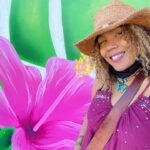 Rachel True Instagram - A Sunday stamen & 5 heartbeats kinda vibe 🥳 Still flowering & that’s something 😵‍💫🌸😂 #racheltrue