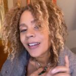 Rachel True Instagram – 🦋💙I’ll be on IG live today at 2pm 🦋w/ author @matauryn talm bout life, his book & my new book 🦋which includes a full size guide book 22 memoir-y essays 78 card deck ⭐️💙
💜True Heart Intuitive Tarot 💜from @hmhbooks
⭐️link in bio⭐️
❣️Makes a fab 📚 gift 🎁 for holidays❣️
🦂worked real hard on this project hope you dig 🦋
💓
#racheltrue #tarot #tarotcards #bookstagram #truehearttarot #authorsofinstagram #actor #writer #autobiography #artist